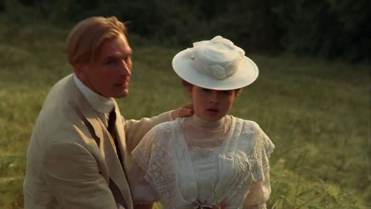 Helena Bonham Carter meets Julian Sands under Kiri Te Kanawa's Doretta's Dream - YouTube