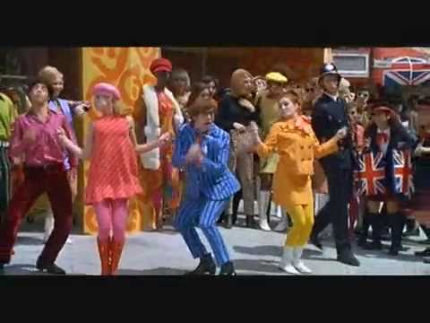 Austin Powers: International Man Of Mystery Opening - YouTube