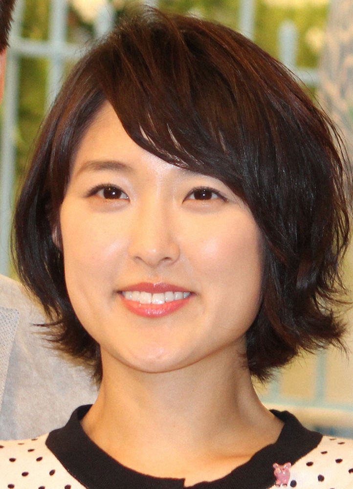書道六段　近江友里恵アナ　書き初め披露「美しいです　文字も近江さんも」― スポニチ Sponichi Annex 芸能