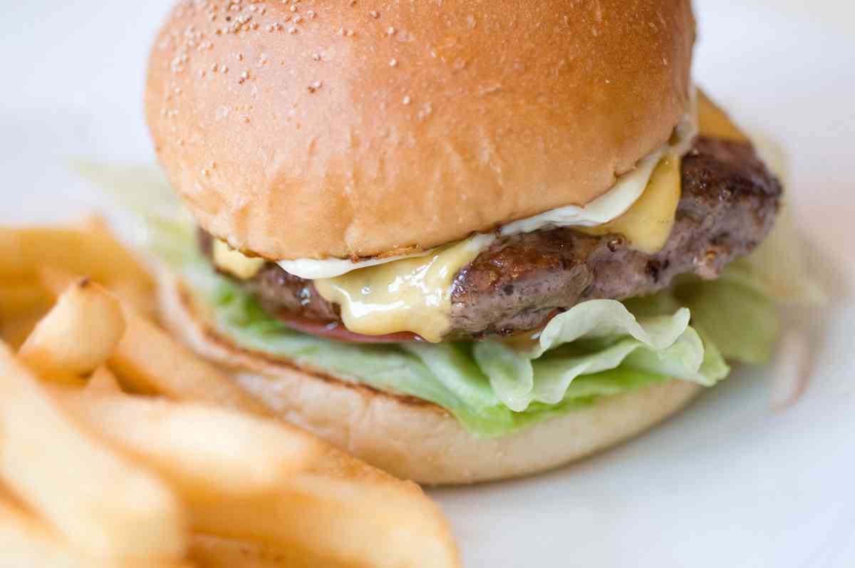 キーワードは安さ! 10代が好きな飲食チェーン店ランキング、1位は? | マイナビニュース