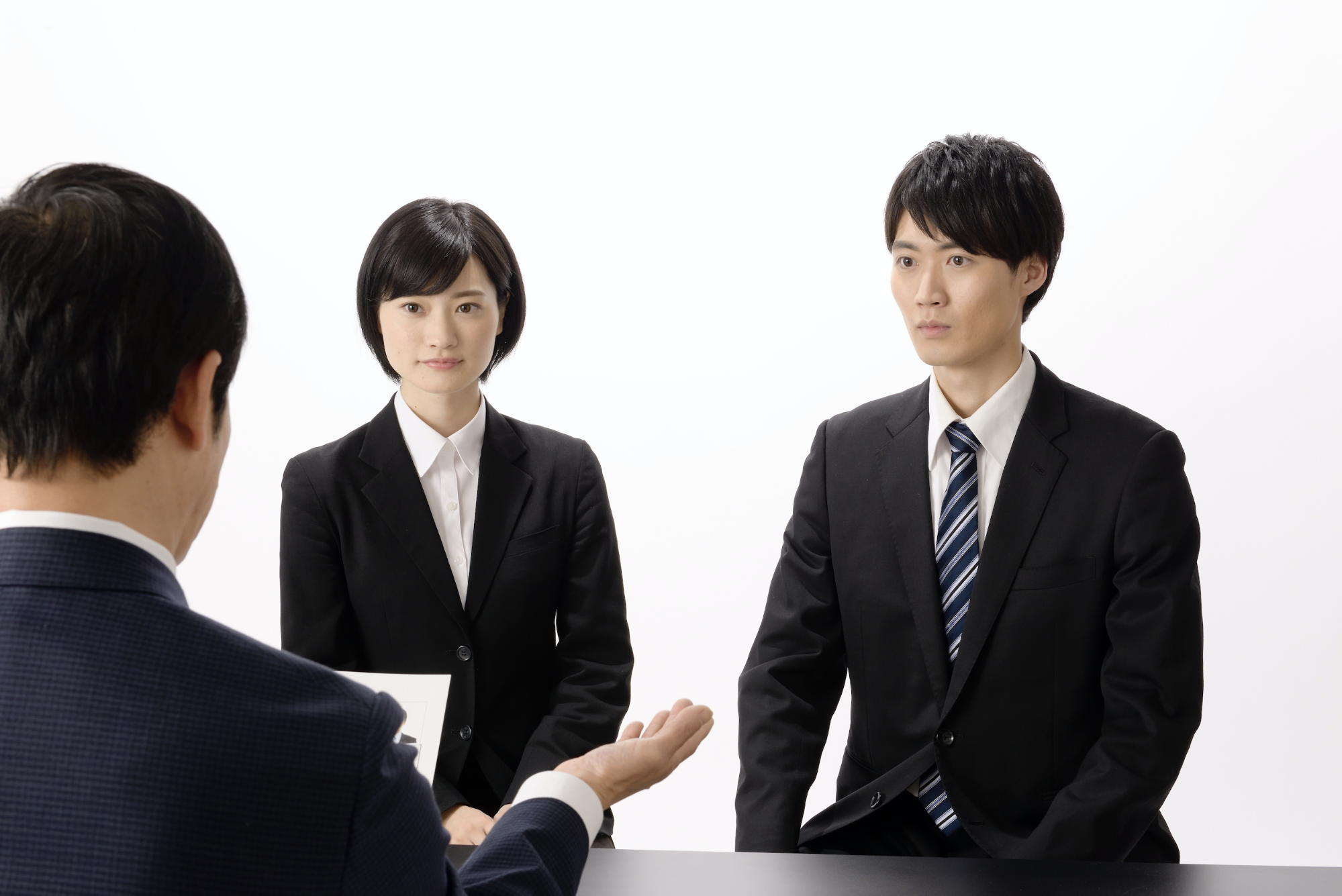 【事例あり】面接で聞いてはいけないこと11項目を紹介！不適切な質問やNG・タブーを解説 | 人事ZINE