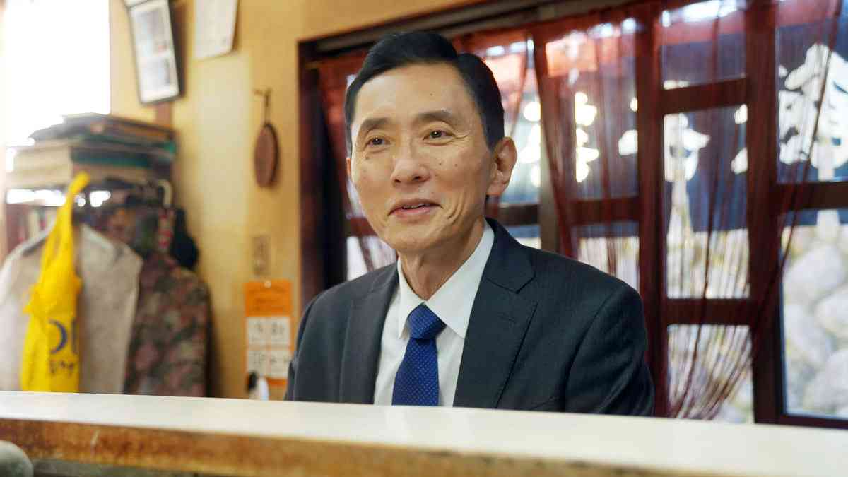 松重豊は今や「日本の年末年始の顔」に “バイプレイヤー”超えの存在感