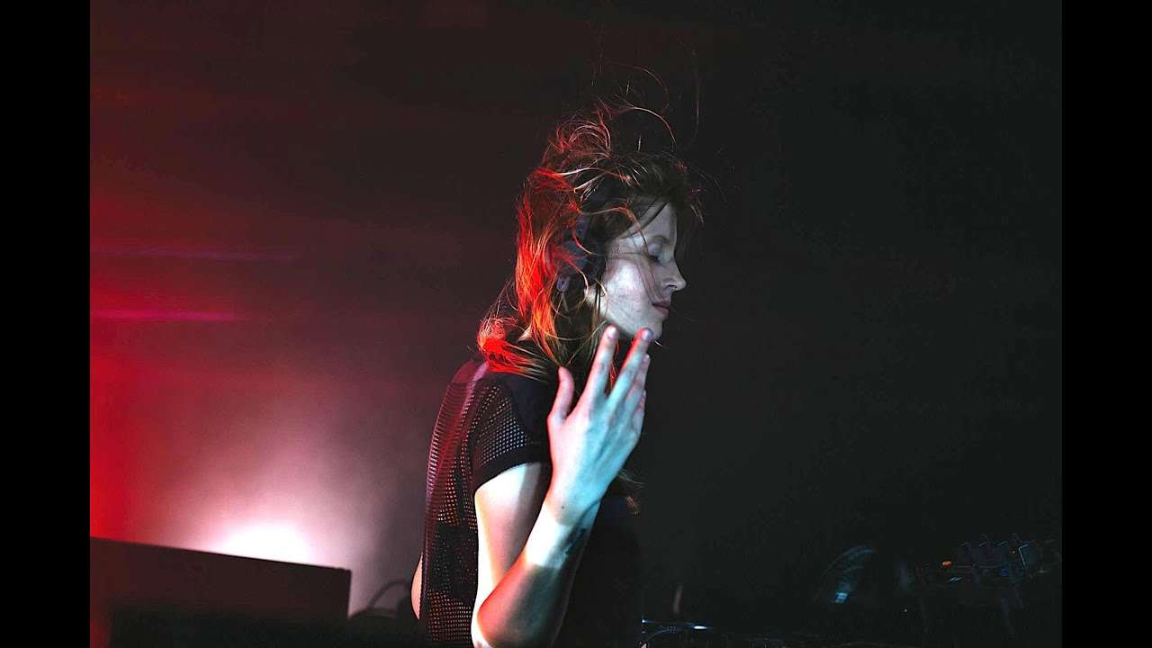 Charlotte de Witte | KNTXT 2018 - FULL SET - YouTube