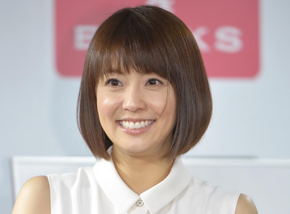 小林麻耶、YouTubeの平日毎日生配信を終了「今日が最後でした～！」