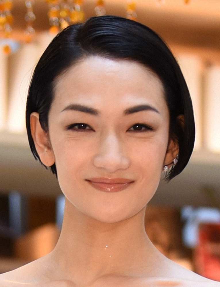 冨永愛　「バッチリキメたいとき」の私服コーデ　ファン感嘆「決まり過ぎです」「凛々しくて美しい～っ」― スポニチ Sponichi Annex 芸能