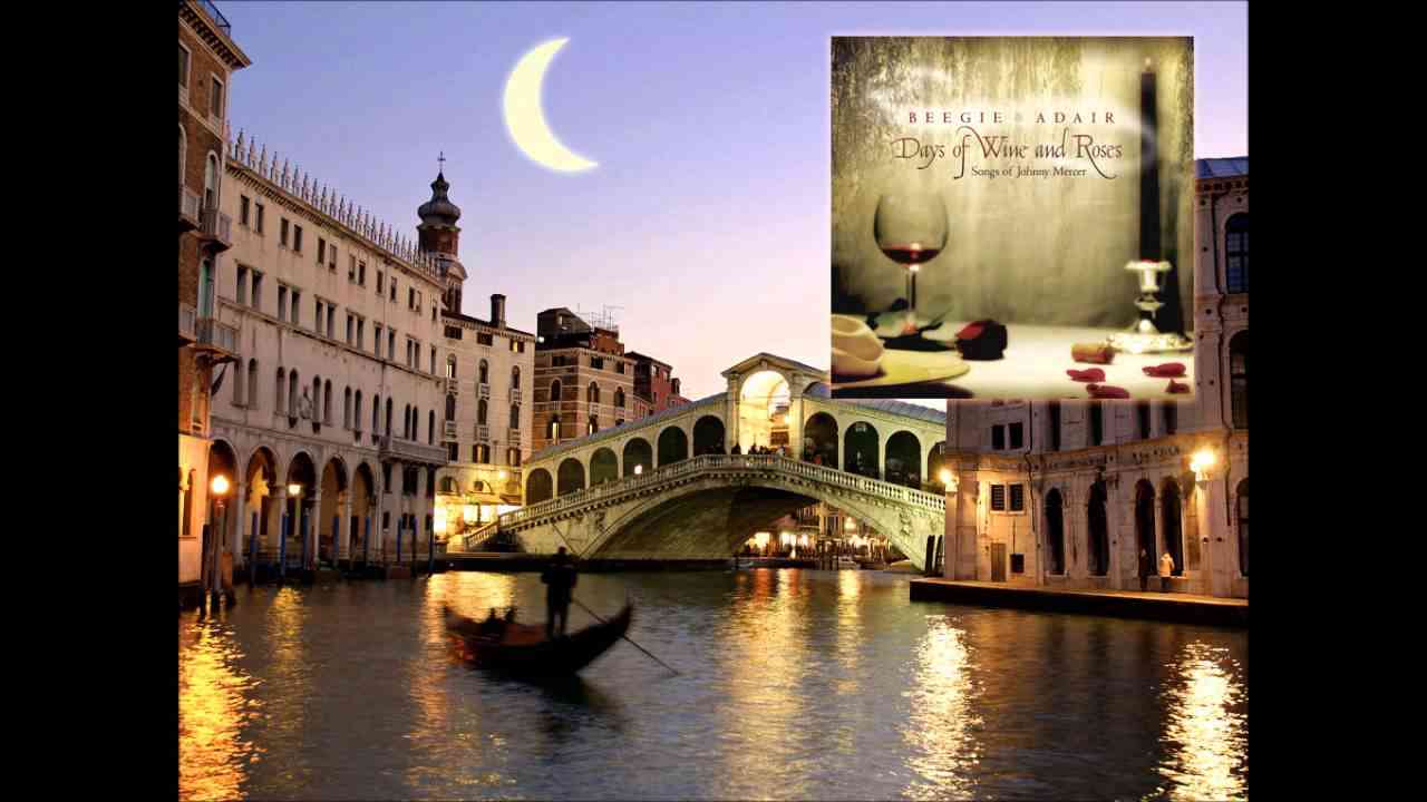 Jazz Piano / Beegie Adair - Moon River ( Henry Mancini - Johnny Mercer ) - YouTube