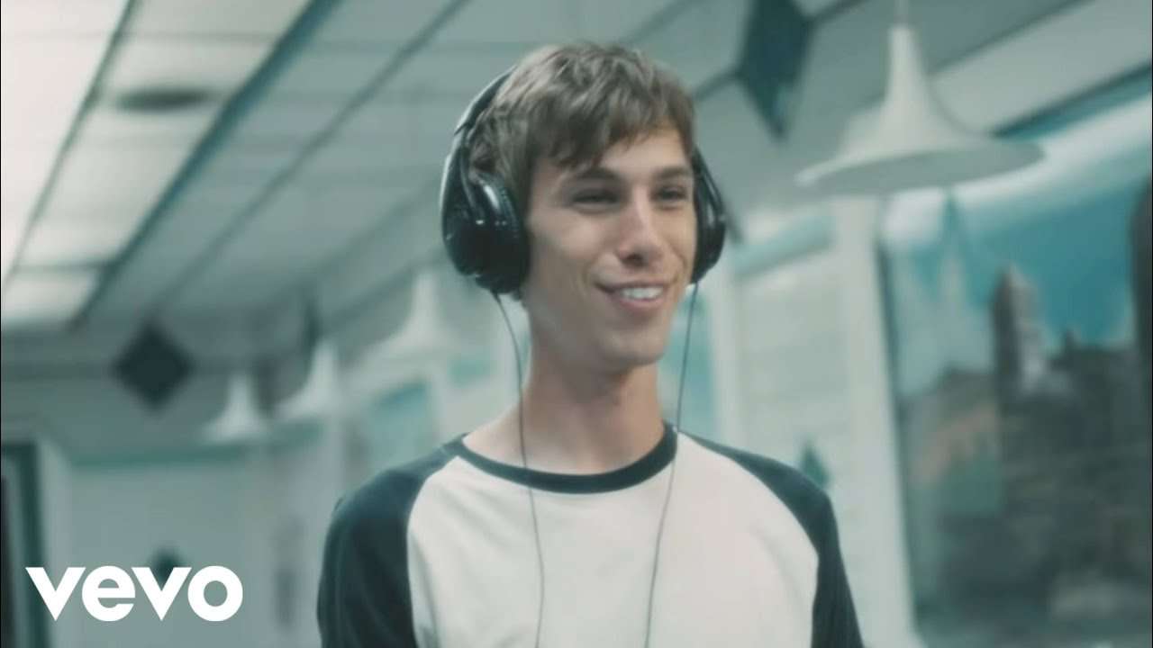 Paul Kalkbrenner - Cloud Rider (Radio Version) - YouTube
