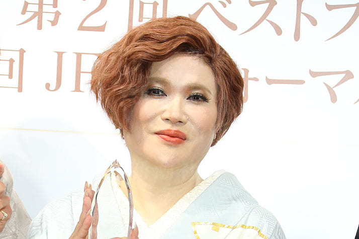 気づけば一人勝ち!?　オネエ系キャラ界で特異なポジションを築くIKKOの強さ | デイリー新潮