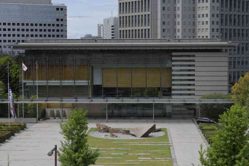 休業の「命令」違反業者に50万円以下の過料　特措法の政府原案が判明（毎日新聞） - Yahoo!ニュース