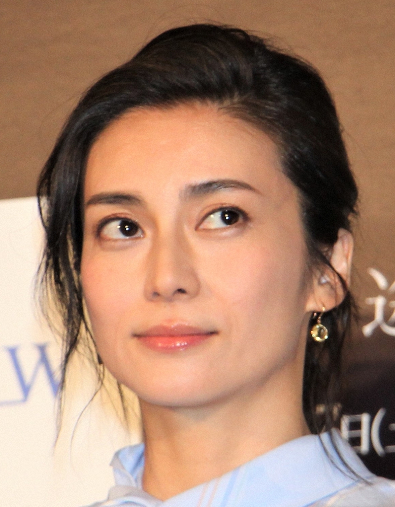 柴咲コウ「時代感じる」幼少期の正月写真公開　反響続々「かわいすぎ」「小さな頃から知的感」― スポニチ Sponichi Annex 芸能