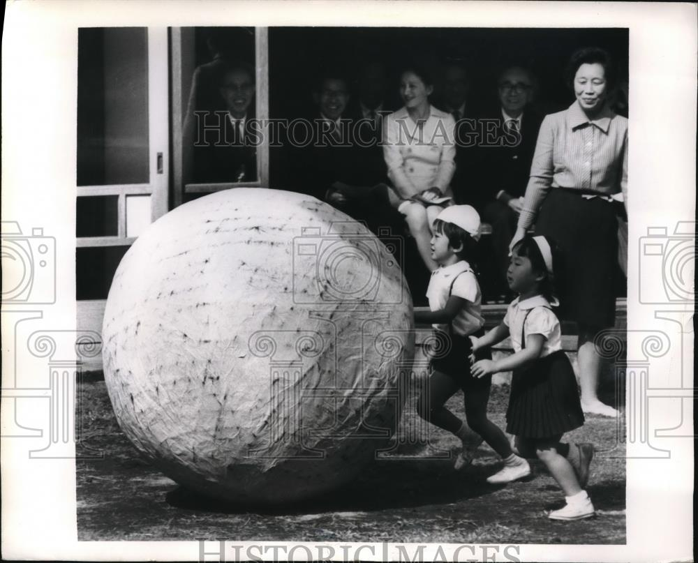 「皇族に会いたかった」 赤坂御用地に男が侵入