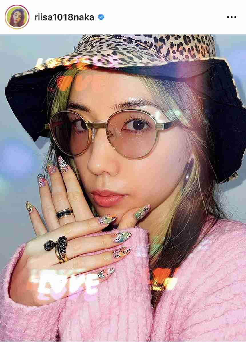 仲里依紗、おしゃれペイズリーネイルを披露「ギャンかわ」「ハイセンス」