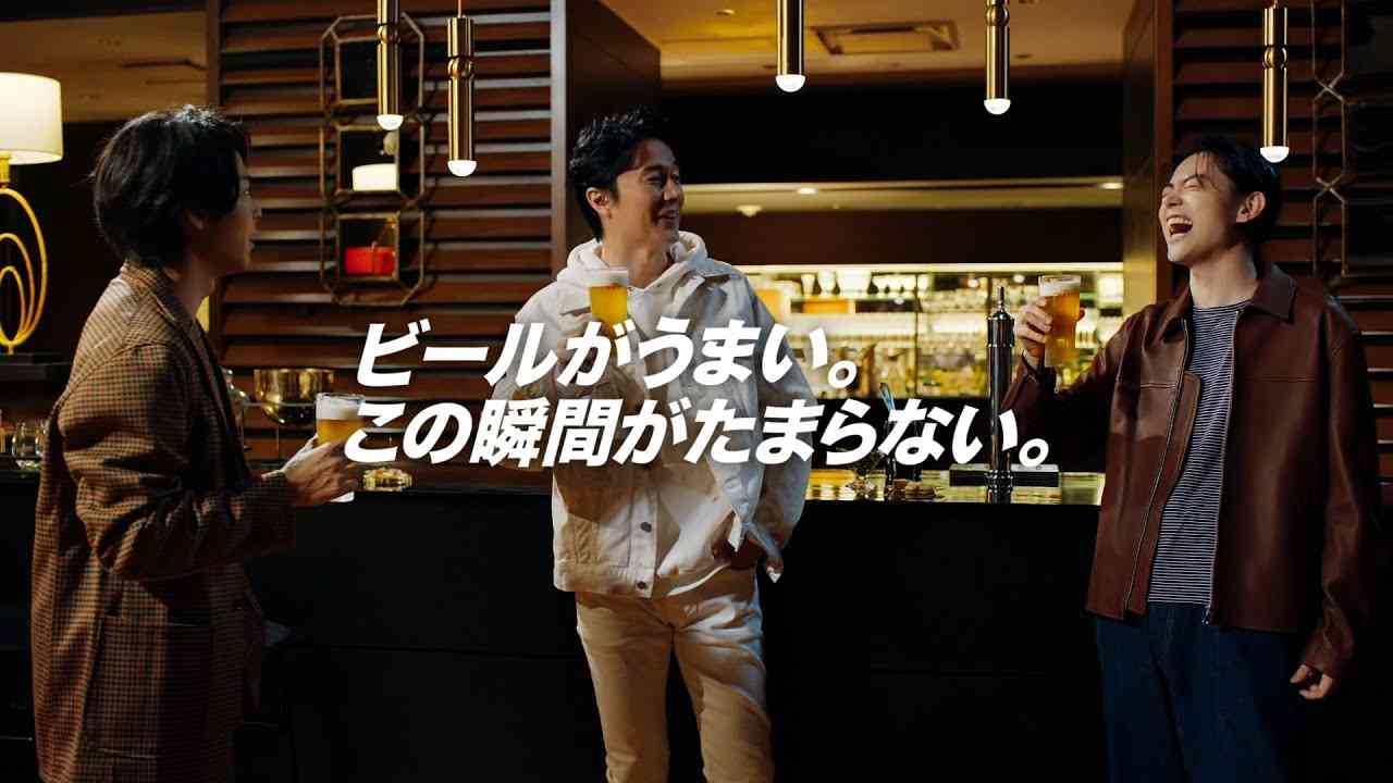 アサヒスーパードライ CM 「新しい年に、乾杯」篇 60秒 福山雅治 菅田将暉 中村倫也 - YouTube