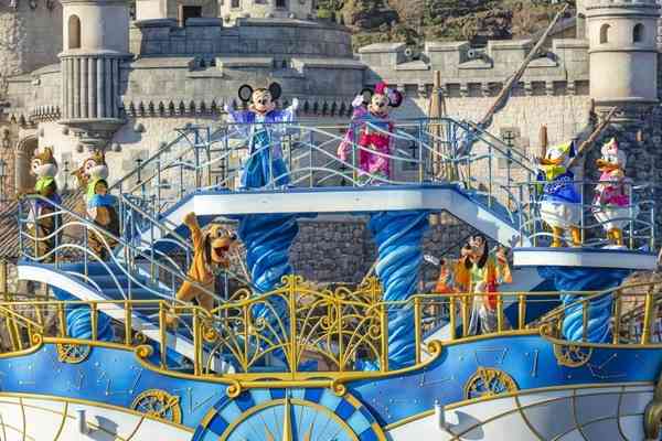 ディズニー さらに閉園時間を1時間繰り上げ 入園者数を制限 イベントも延期に ガールズちゃんねる Girls Channel