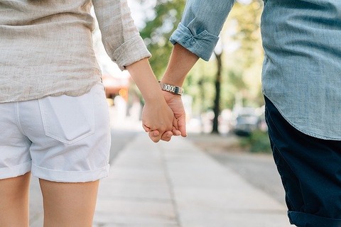 彼女(33)「別れたいとか言ったら一緒に死ぬからね」俺(24)「はい……」 : はーとログ