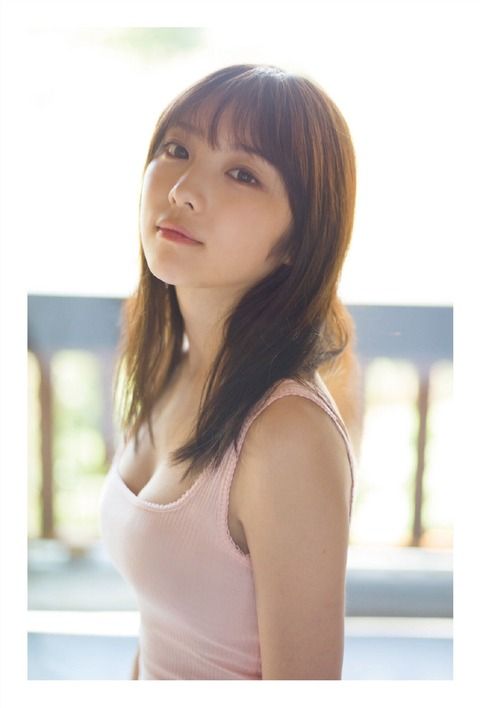 鈴木亮平&吉岡里帆のドラマ『レンアイ漫画家』ポスター公開 気になる