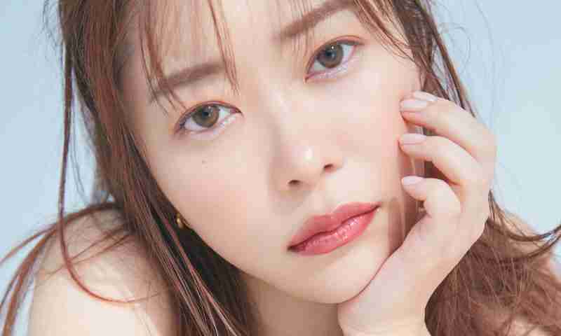 指原莉乃、美容のヒミツ大公開 コスメ付ムック本発売「かわいくなる情報シェアできたら」