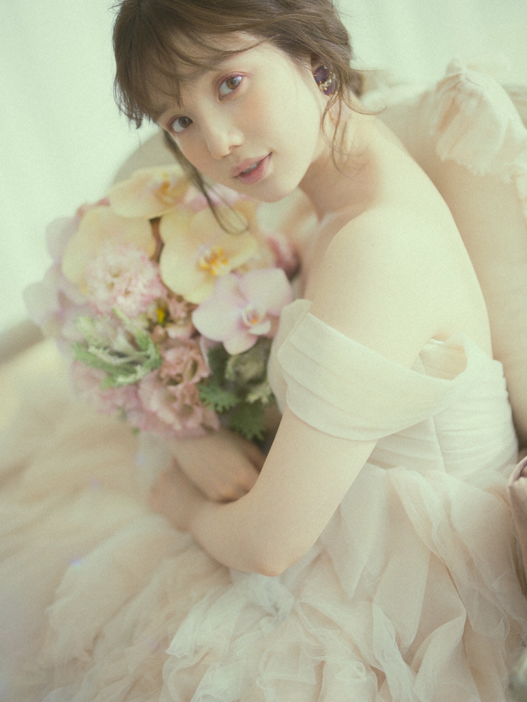 テレ朝・弘中アナ　人生初のウエディングドレスで「ゼクシィ」登場　NGプロポーズは― スポニチ Sponichi Annex 芸能