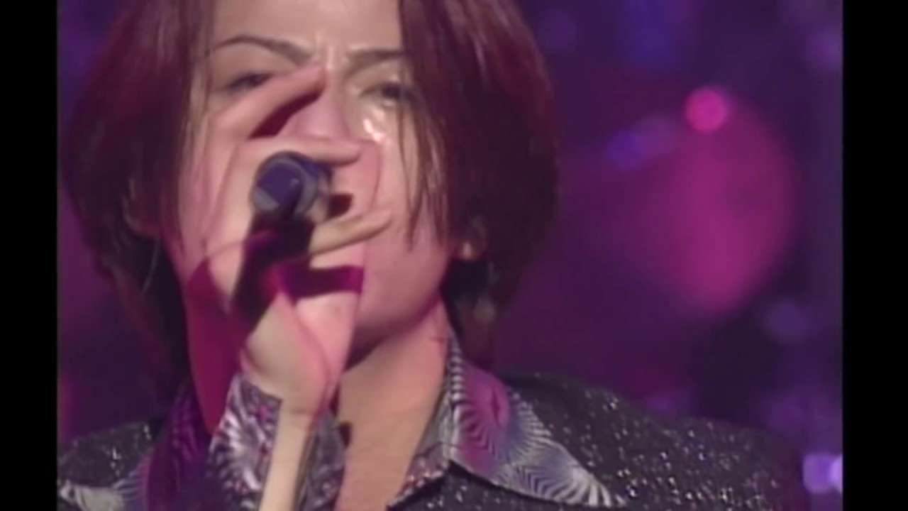 GLAY / 月に祈る (BEAT out! reprise TOUR) - YouTube