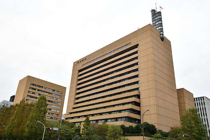 朝日新聞の実売部数は今や350万部？新社長は創業以来の大赤字で前途多難の声（デイリー新潮） - Yahoo!ニュース