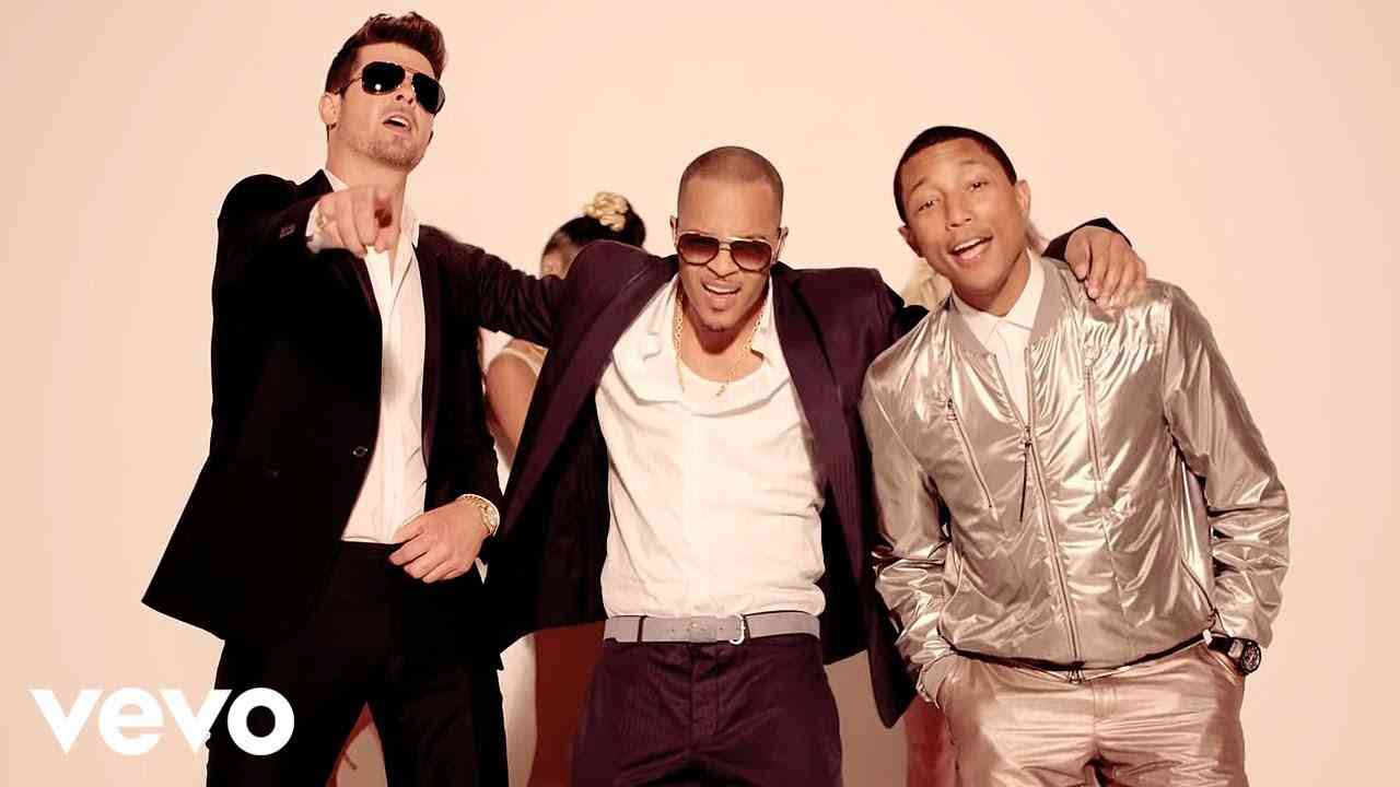 Robin Thicke - Blurred Lines ft. T.I. & Pharrell (Unrated Version) - YouTube