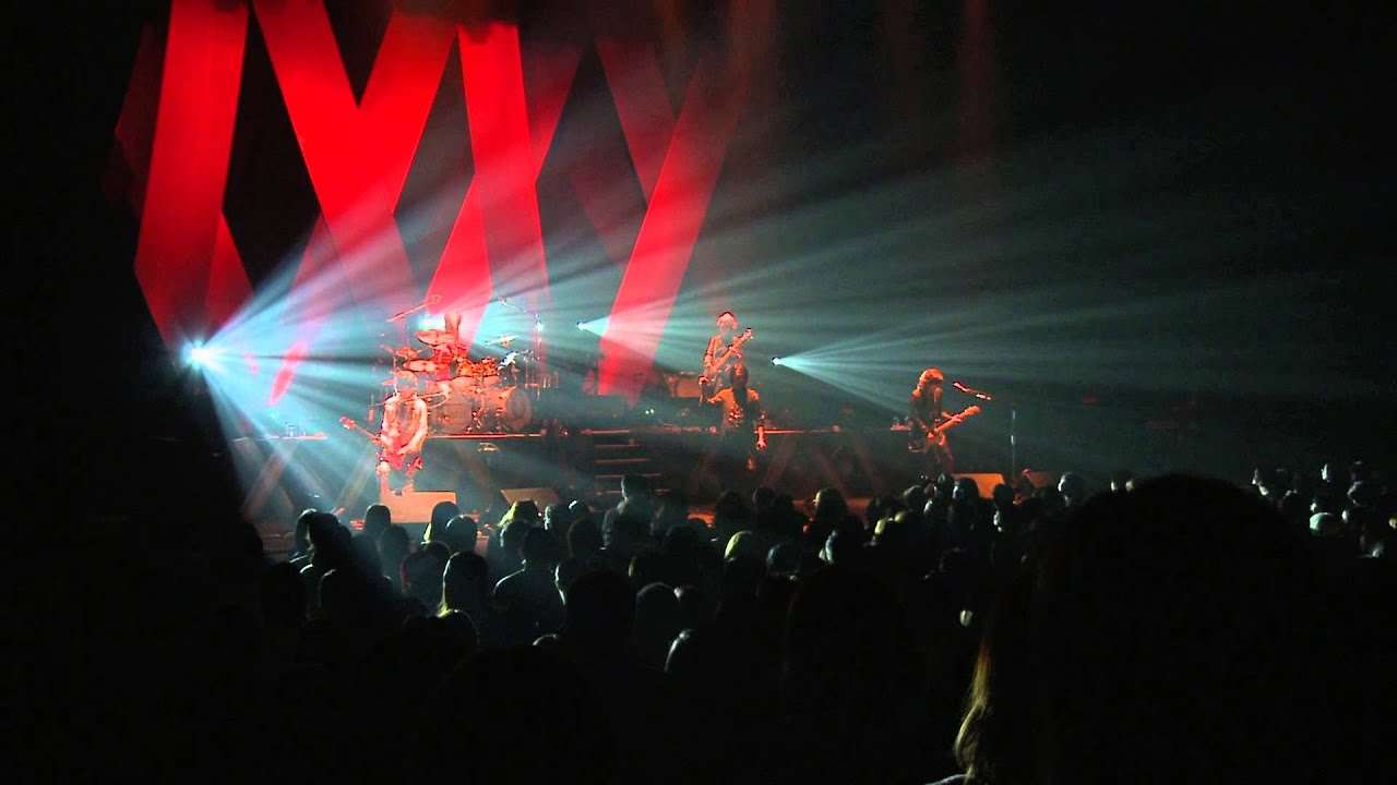 Buck Tick - Kiss me good bye -LIVE- (The Day in Question) [1080p] - YouTube