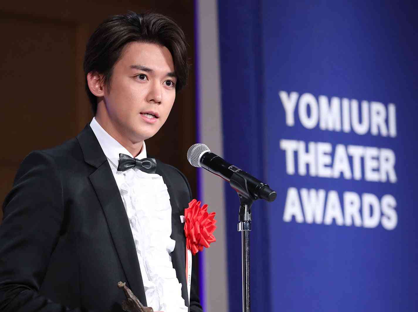 ジャニーズWEST小瀧望「読売演劇大賞」W受賞 菅田将暉から祝福