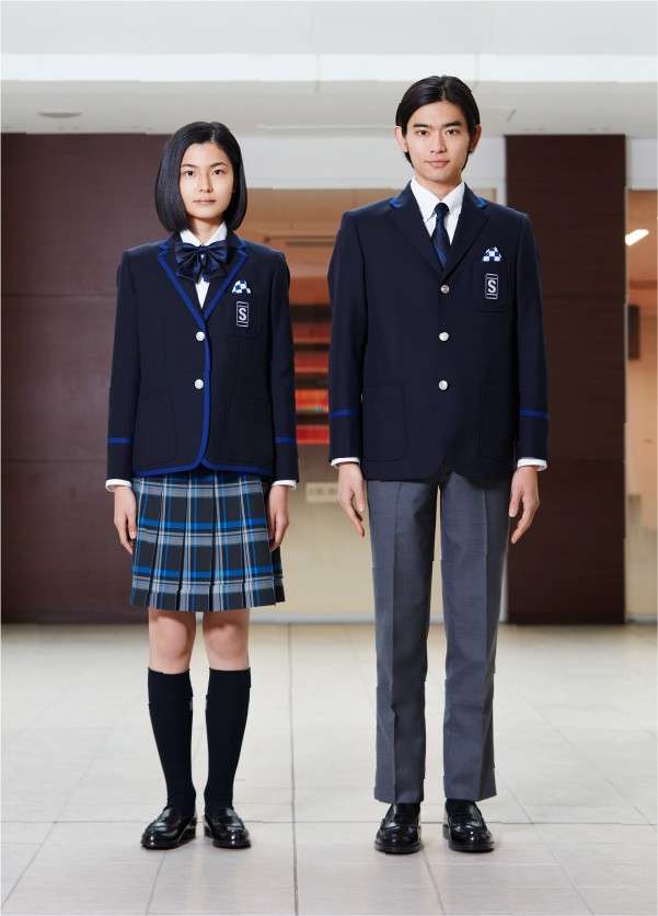 年々高くなる制服を格安で... 全国初の「制服リユース専門店」とは