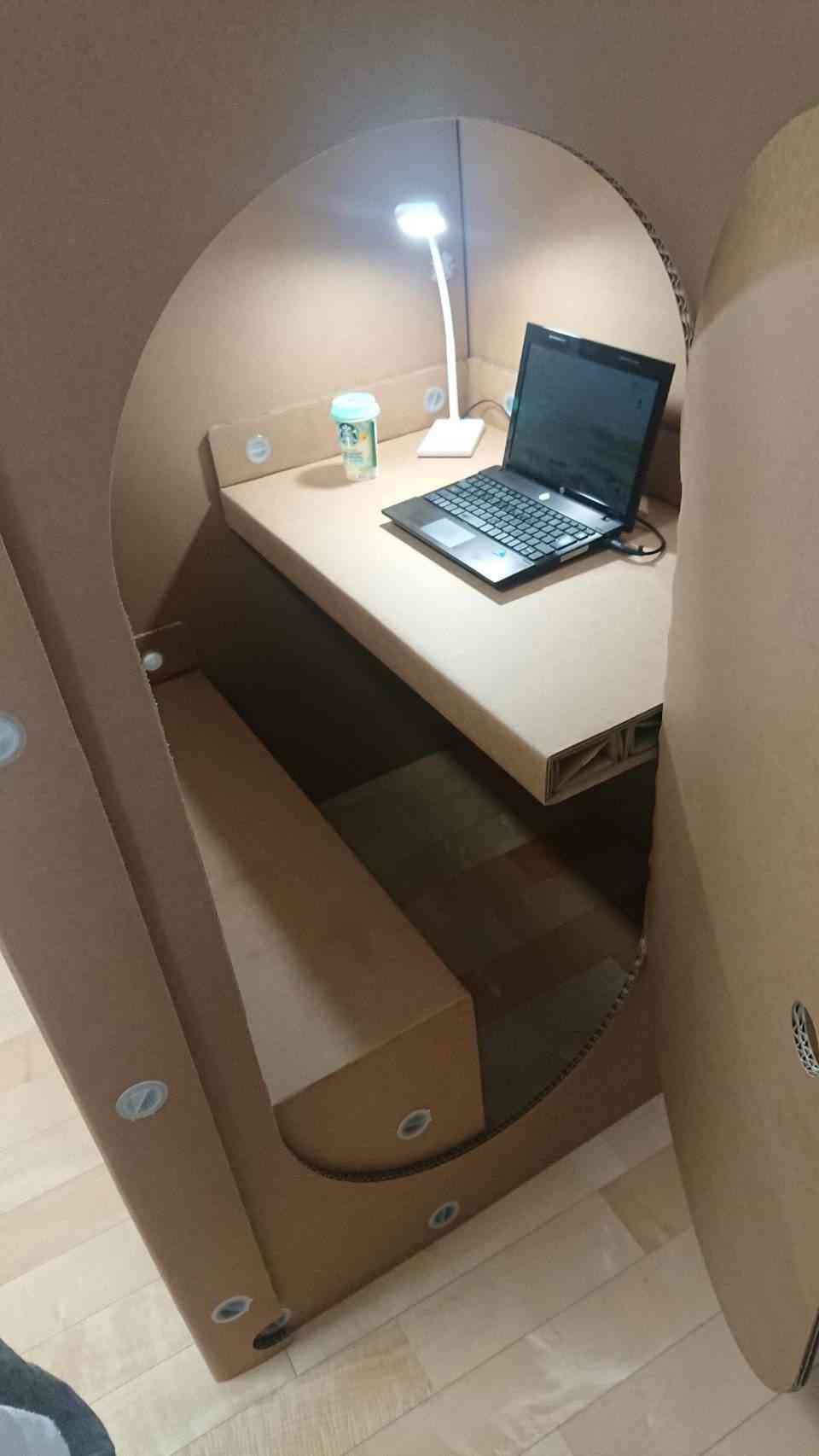 特別支援学校で生徒用小部屋　母親が人権救済申し立てへ