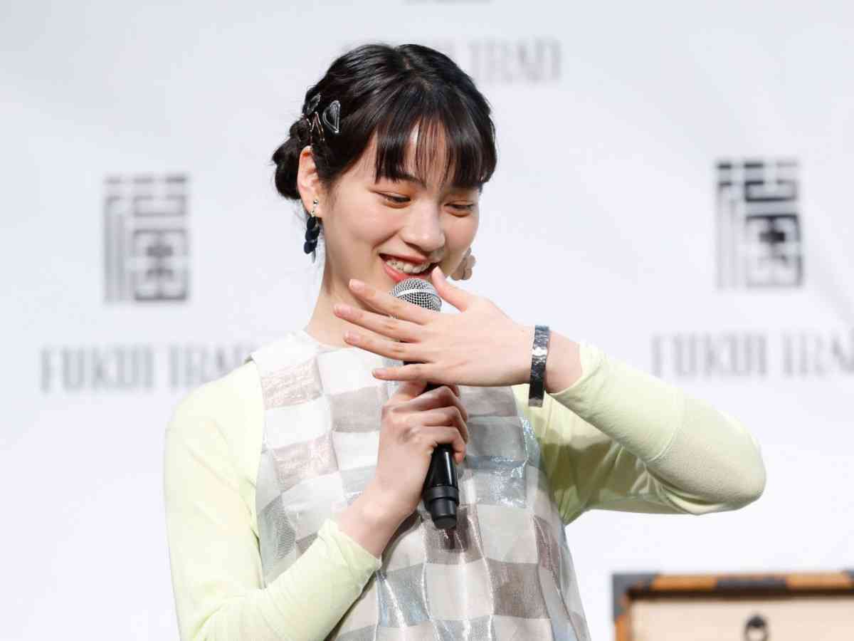 のん、「創作あーちすと」として工芸品デザイン「幸せ」…「FUKUI TRAD」新商品発表