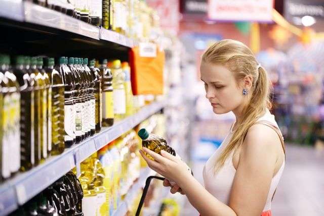 偽物に「NO！」。本物のエキストラバージンオリーブオイルの見分け方 - macaroni