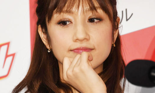 〝エア復縁〟バレた小倉優子　妻役ＣＭ終了していた！ 遠のくママタレ女王の座 | 東スポのニュースに関するニュースを掲載