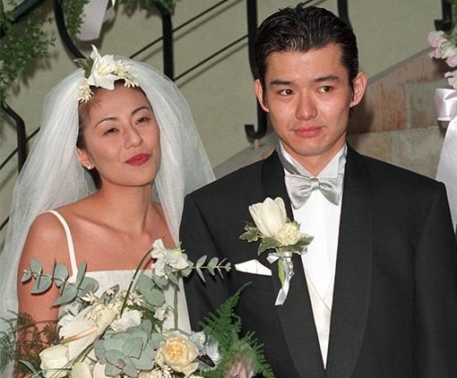 芸能人の結婚会見が見たい!
