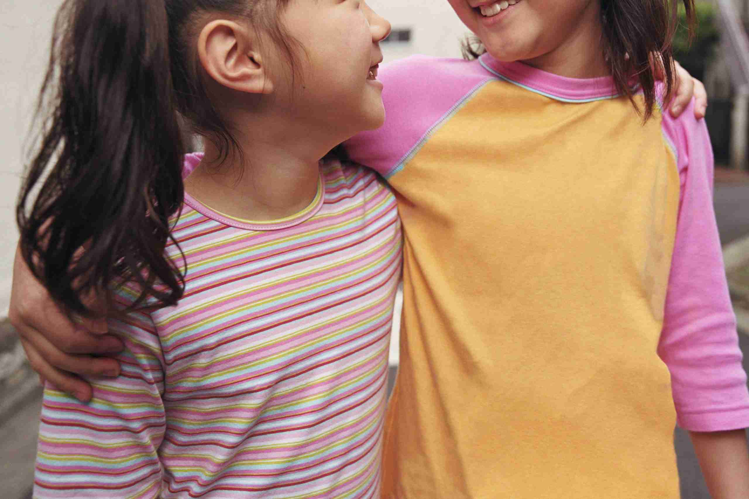 小学2年生女児が同性の友達に「好きです」　学校側の怒りに触れ転校へ – ニュースサイトしらべぇ