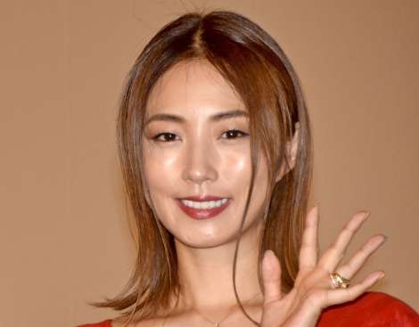 MEGUMI、長男と2ショット「イケメン遺伝子すごい」「ママ似ですね!!」 | ORICON NEWS