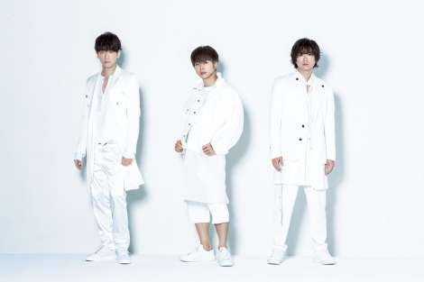 NEWS、新体制で初の3人全員で冠ラジオ　増田貴久が意気込み「Premiumな声で」 | ORICON NEWS