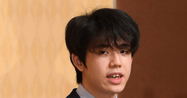 あと１か月で卒業なのに…藤井聡太２冠　高校退学のウラに千載一遇の“大覚醒” | 東スポのニュースに関するニュースを掲載