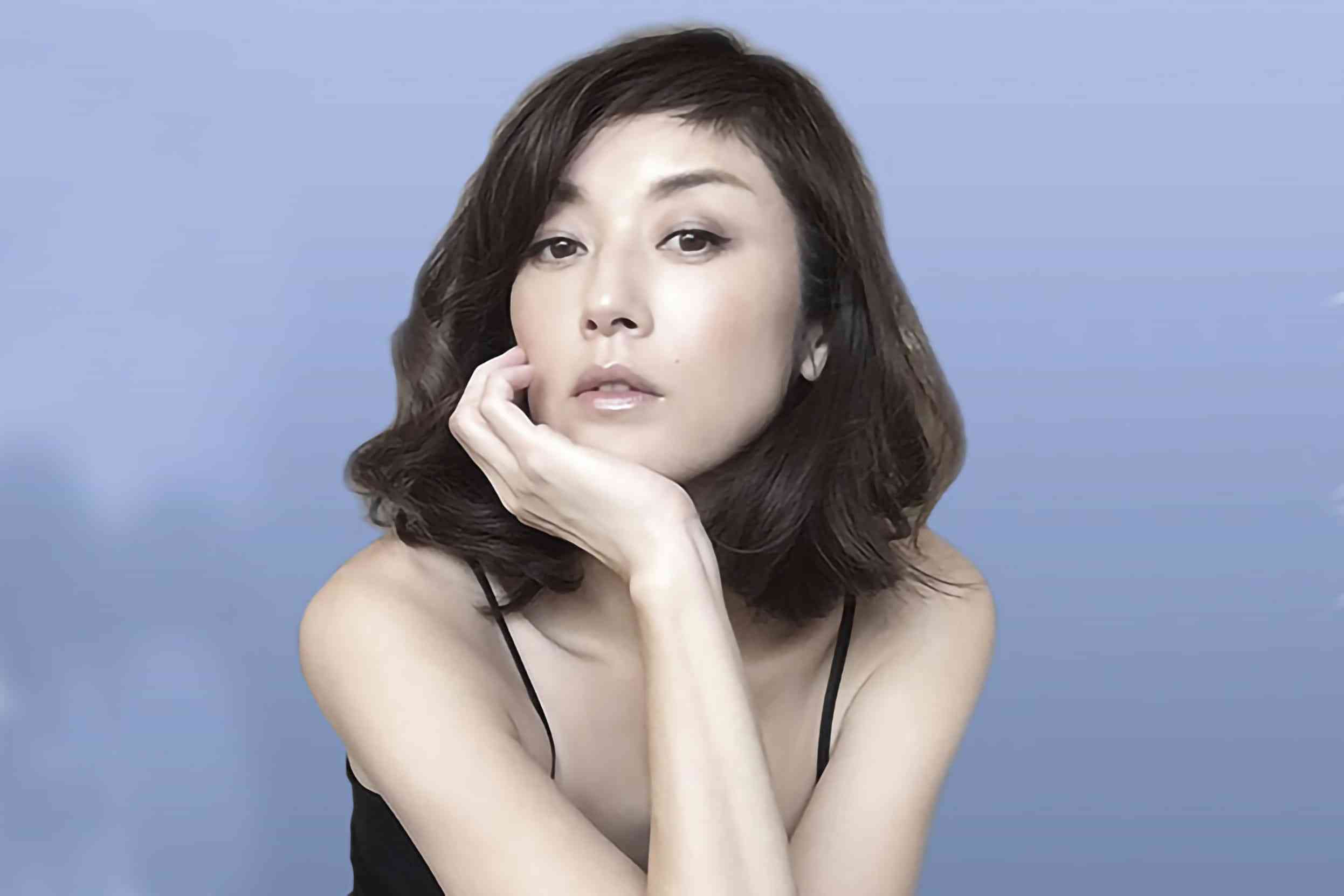 高岡早紀、美人母娘ツーショットを公開　「娘さんもモデルに」とファン絶賛 – ニュースサイトしらべぇ