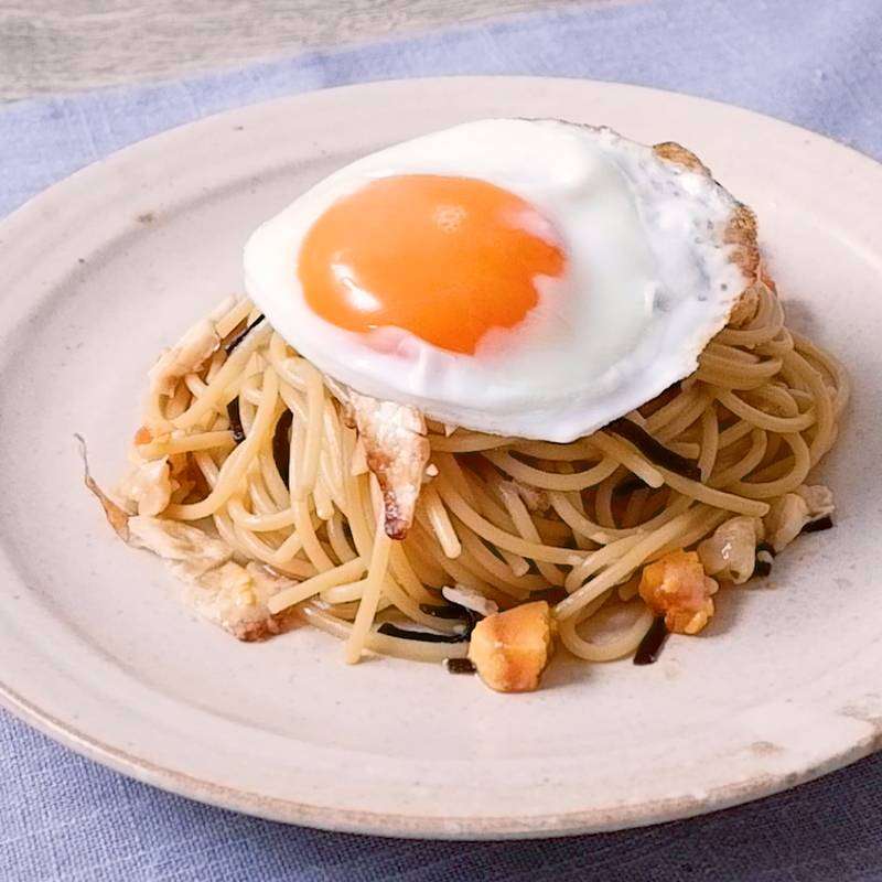 【鳥羽周作シェフのレシピ】無限パスタ2 塩こぶチーズととろとろ卵 作り方・レシピ | クラシル