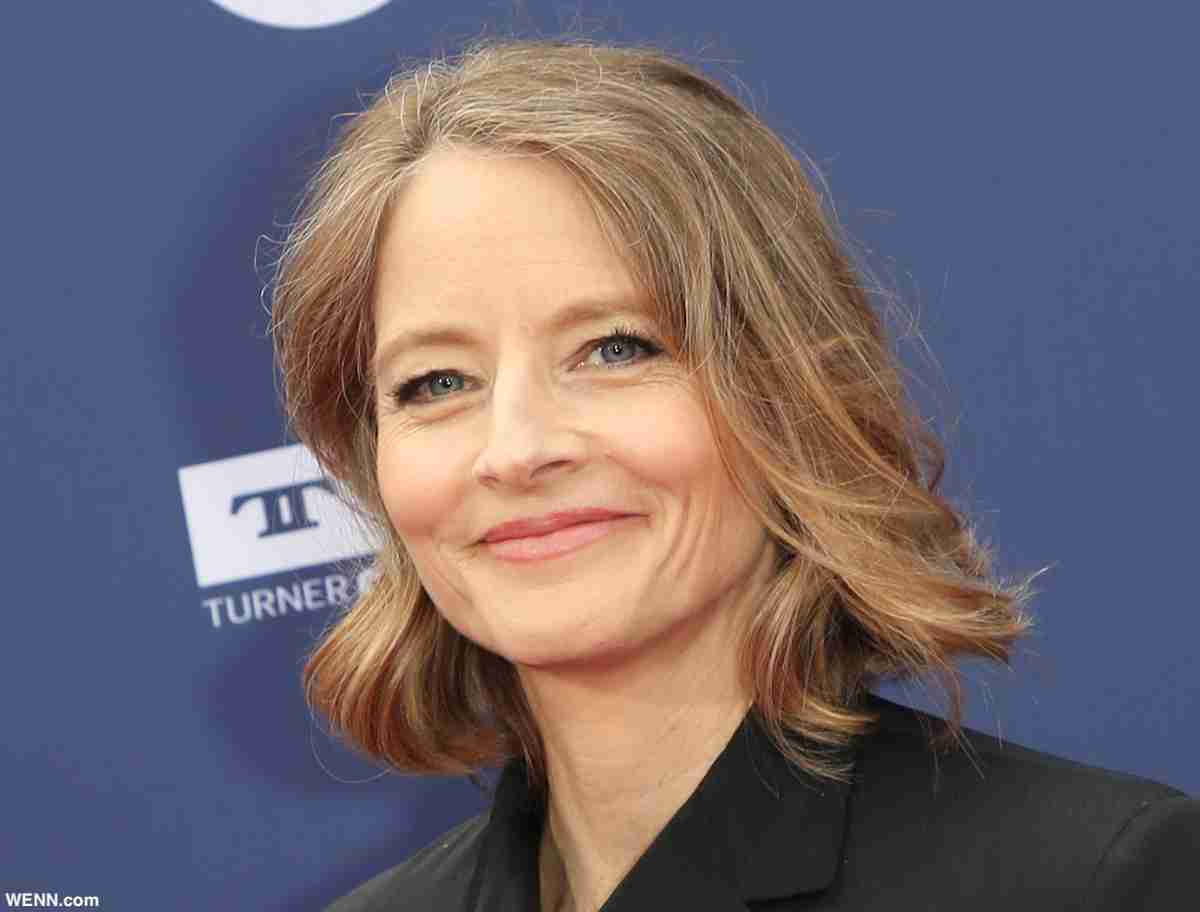 ジョディ・フォスター、ゴールデン・グローブ賞で奥さんとキス！８年前に同じ授賞式でカミングアウト［動画あり］ | tvgroove