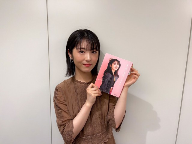 浜辺美波のフォトエッセイ「夢追い日記」が重版決定