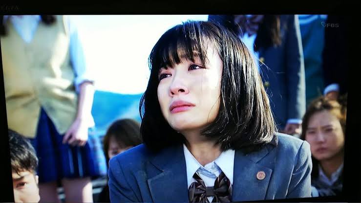 浜辺美波のフォトエッセイ「夢追い日記」が重版決定