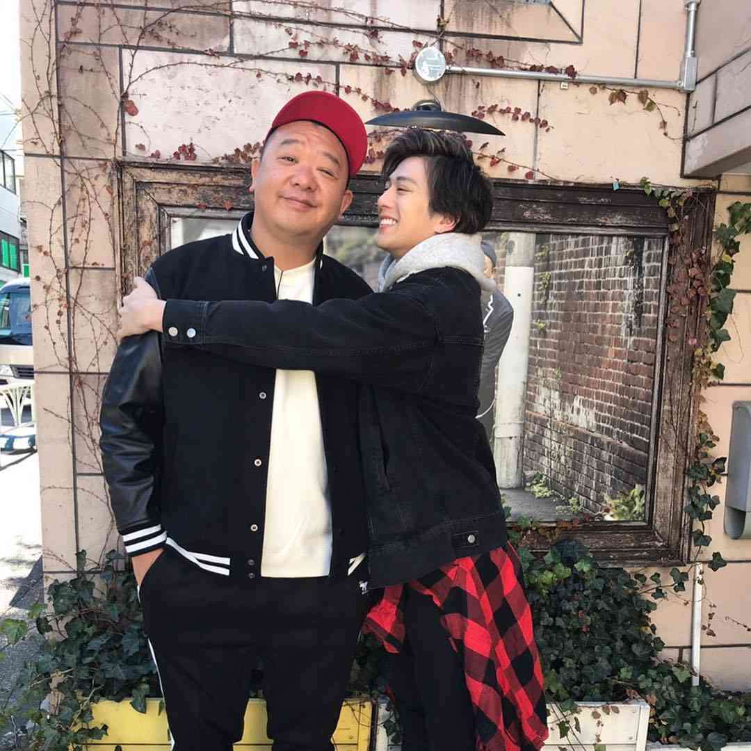 有名人の仲良しツーショットの画像