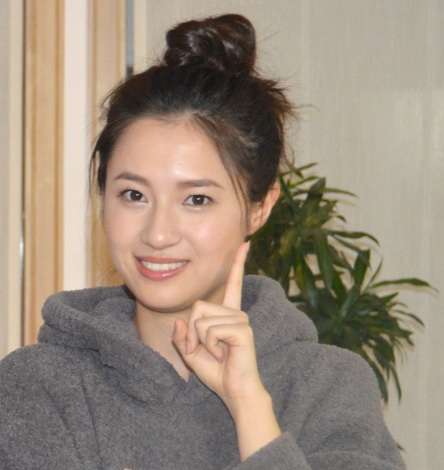 TBS伊東楓アナ、2月末で退社へ 絵本作家目指し今年中にドイツ居住予定