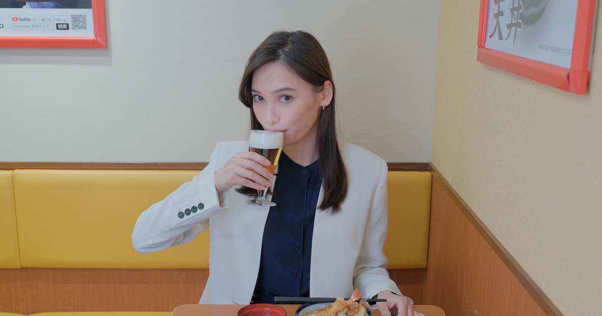 大政絢主演で「ひとりで飲めるもん！」実写ドラマ化　コナリミサトがビジュアルに太鼓判｜シネマトゥデイ