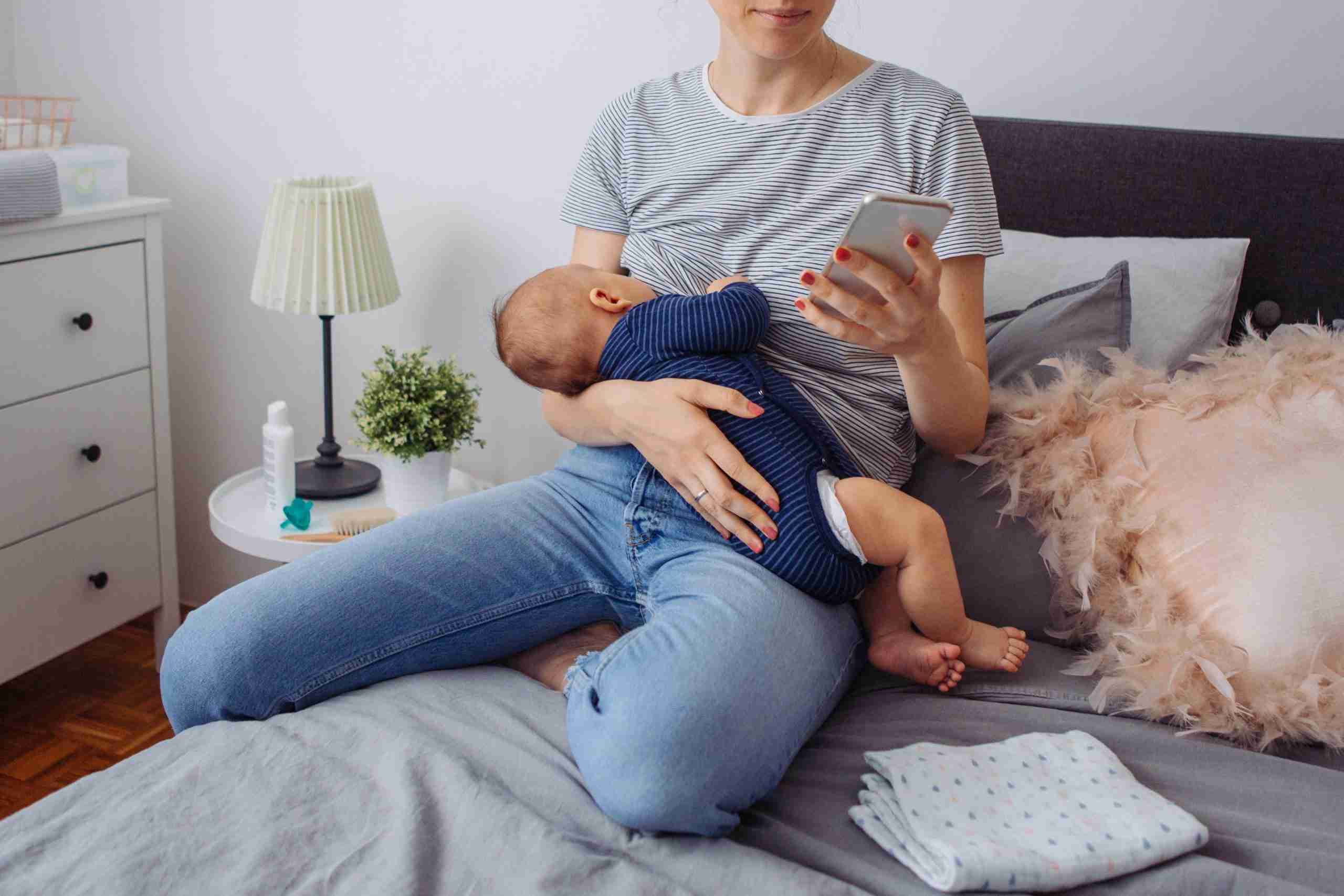 母乳育児グループSNS管理者に批判殺到　覗き見希望の男性が有料で参加 – ニュースサイトしらべぇ