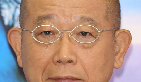 鶴瓶、土田晃之が天才と認める女性芸人とは？「フリーで入って倍ほど返しよる」 | 東スポのニュースに関するニュースを掲載