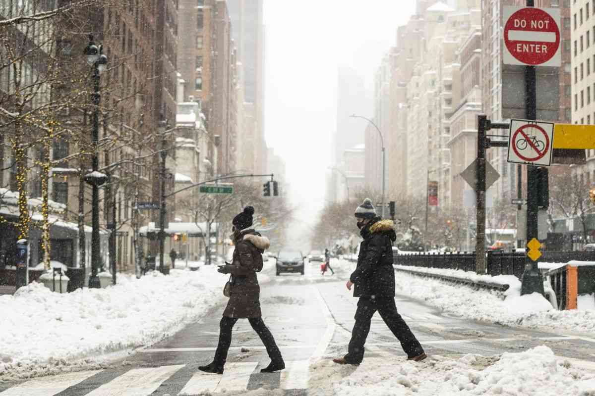 米国が顕著に改善－コロナ時代に最も安全な国ランキング - Bloomberg