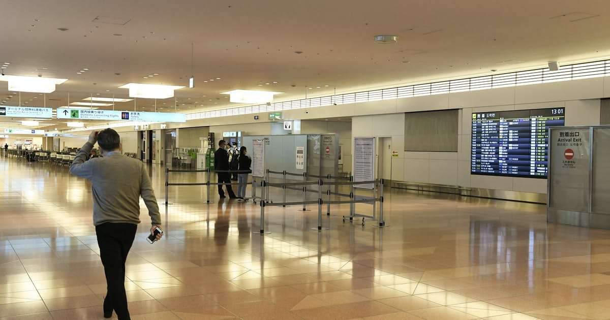1日の入国者数、2000人に抑制　国交相が表明: 日本経済新聞