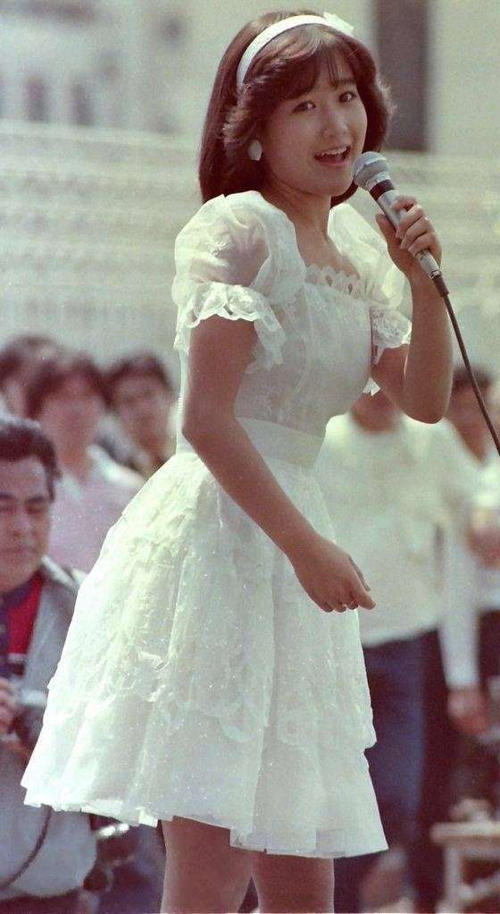 昭和から令和まで アイドル画像